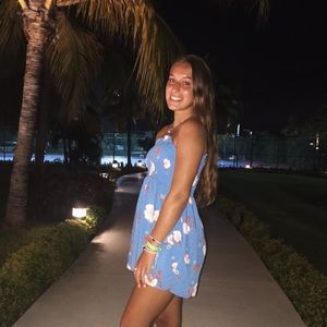 Meet your Posher, Kelly